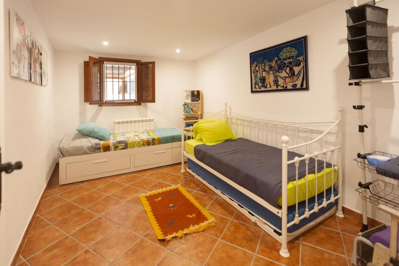 Detached Villa For 6 People In Lloret De Mar With Comunal Outdoor Swimming Pool Puigventos ภายนอก รูปภาพ