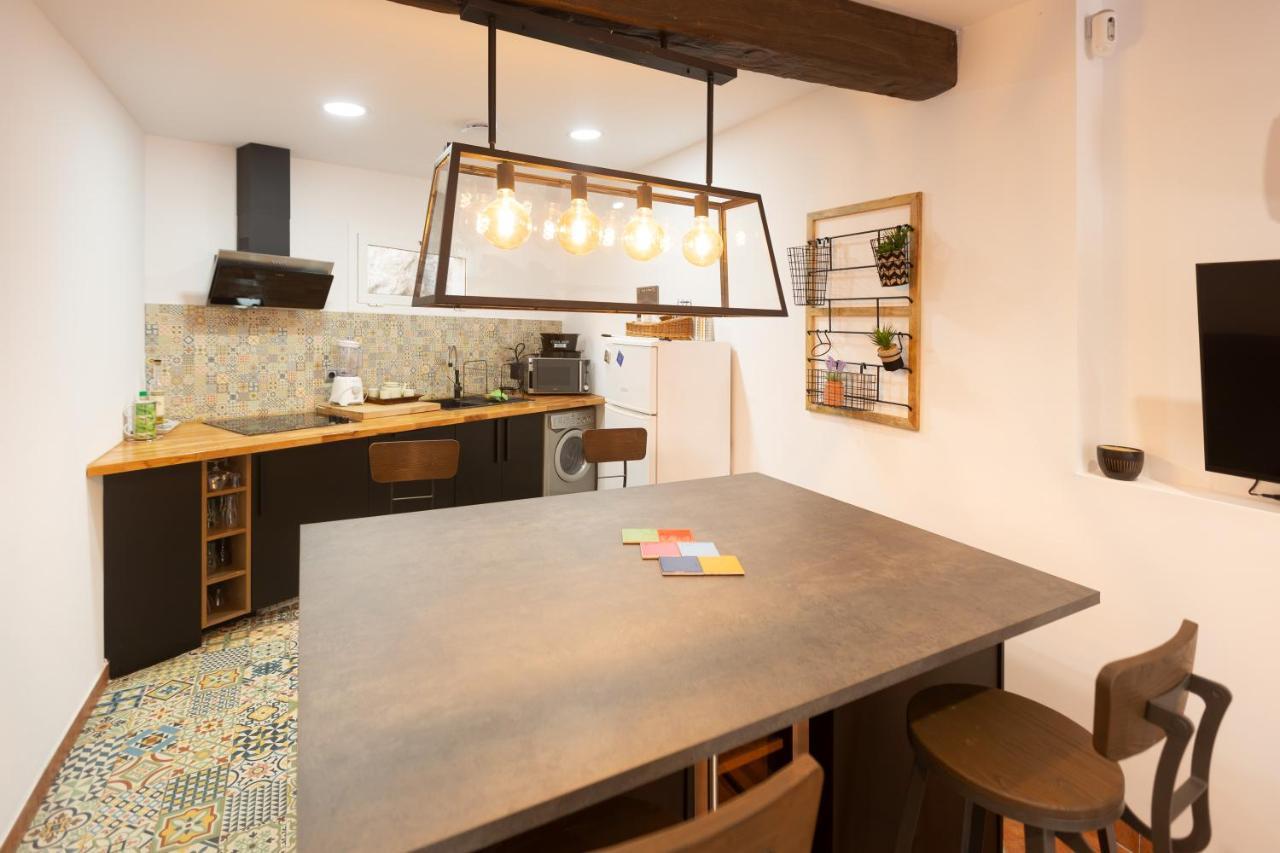 Detached Villa For 6 People In Lloret De Mar With Comunal Outdoor Swimming Pool Puigventos ภายนอก รูปภาพ