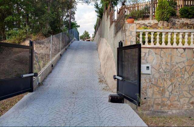 Detached Villa For 6 People In Lloret De Mar With Comunal Outdoor Swimming Pool Puigventos ภายนอก รูปภาพ