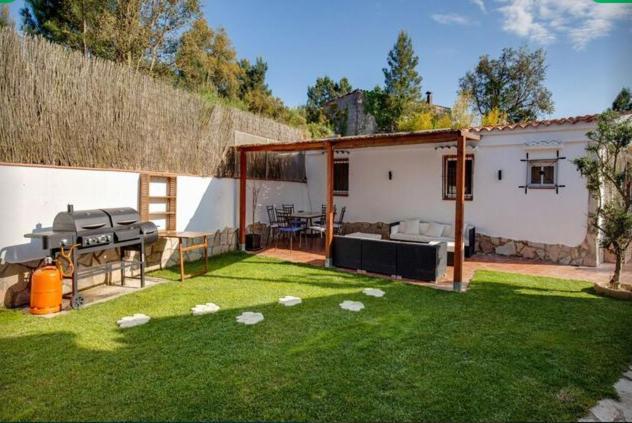 Detached Villa For 6 People In Lloret De Mar With Comunal Outdoor Swimming Pool Puigventos ภายนอก รูปภาพ